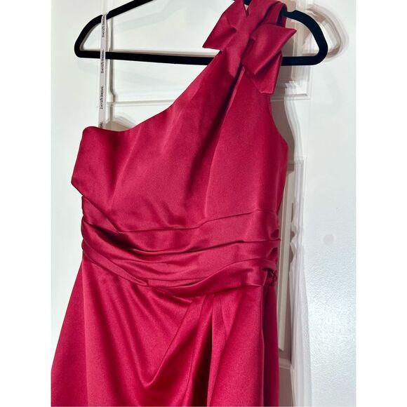 David’s Bridal red one shoulder mini formal dress size 10 - Picture 3 of 9